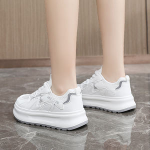 ZY1808 femmes grande taille chaussures de sport automne à la mode rehaussement chaussures de sport à lacets été maille respirant épais anti-dérapant - Product Image 6