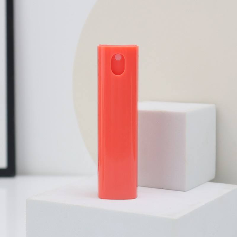 สีแดงส้ม