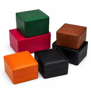 Boîte à montres en gros d'usine, boîte cadeau personnalisée en similicuir à charnière, support de montre en PU, gaufrage de logo personnalisé, OEM accepté - Product Image 5