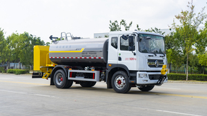 Camion arroseur multifonctionnel Dongfeng 4x2 diesel Euro 6 avec moteur haute pression anti-collision et pompe de réduction de poussière - Product Image 5