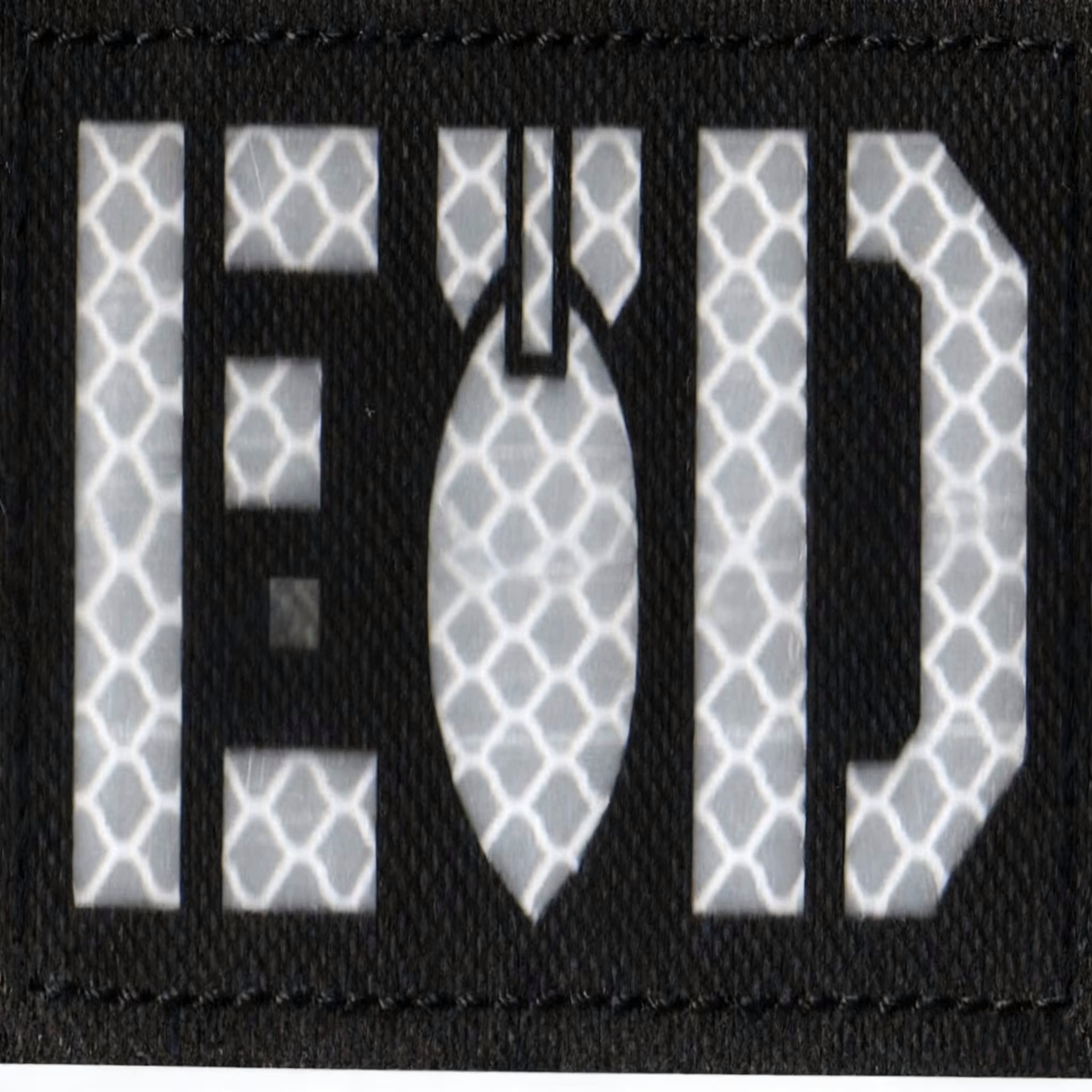 M00022-1 Reflective EOD (Black and White)