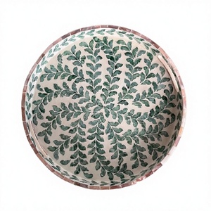 Bandejas Clásicas de Lujo con Incrustaciones de Madreperla, Duraderas |   Mesa Auxiliar Portátil Hecha a Mano, Ecológica y Apta para Lavavajillas - Product Image 3