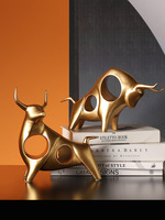 Figura de Toro de Resina Dorada Personalizada, Escultura de Toro de Resina Abstracta Exquisita, Estatua de Buey de Poliresina para Decoración del Hogar