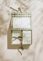Boîte cadeau magnétique à tiroir pour bébé, calendrier de l'Avent de Noël pour bijoux, boîte à cartes imprimées, boîte rigide pour produits de soin pour bébé avec ruban