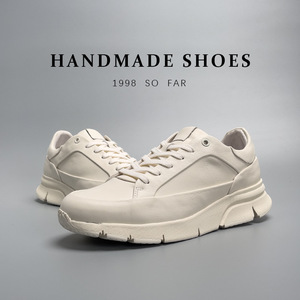 Baskets basses en cuir véritable faites à la main pour hommes, chaussures de marche décontractées avec amorti et semelle extérieure en caoutchouc antidérapante pour le quotidien et le bureau - Product Image 3