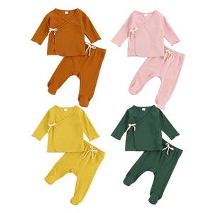 Completo da monaco Unisex in cotone biologico Layette per neonato Set di vestiti per pagliaccetti Set di abbigliamento per neonati appena nati - Product Image 1