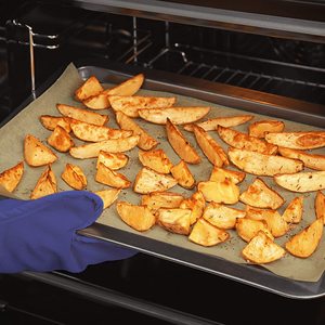 Nhà Máy Bán Buôn Chịu Nhiệt Cấp Thực Phẩm <span class=keywords><strong>Greaseproof</strong></span> Silicon Giấy Phân Hủy Sinh Học Baking Giấy Cuộn Của Baking Nhà Cung Cấp Giấy - Product Image 6