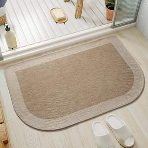 Tapis de bain Sally Horseshoe en fibre de polyester absorbant et antidérapant, tapis d'entrée de salle de bain au design minimaliste, couleur unie - Product Image 2