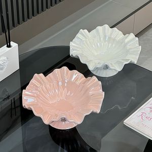 Plato de cerámica para frutas, forma irregular, hecho a mano, diseño moderno y lujoso para uso doméstico, decoración para mesa de café y aperitivos. - Product Image 3