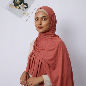 Vente en gros d'usine de hijabs musulmans pour femmes, foulards de haute qualité, doux et élégants - Product Image 1