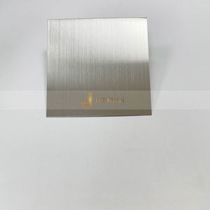 Panel Decorativo de Acero Inoxidable Cepillado EX861 para Paredes y Techos Interiores con Servicios de Doblado y Corte - Product Image 2