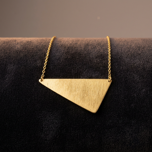 Collar con Colgante Geométrico en Forma de Pirámide, Chapado en Oro, de SOUMYA CREATIONS, Cadena Minimalista para Mujer, Ideal para Fiestas - Product Image 2
