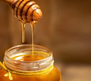 דבש לינדן צהוב בהיר סופר מתוק, תוסף תזונה בדרגת מזון, יצרן מספק דבש לינדן טרי ואכיל - Product Image 1