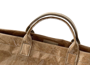 Bolsas de compras de papel Kraft lavables a la moda con logotipo personalizado con asas - Product Image 2