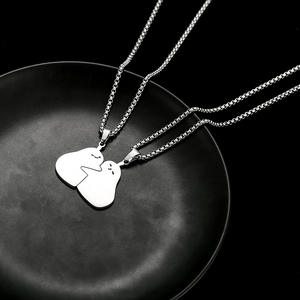 Personalità personalizzata simpatico animale Puzzle ciondolo in acciaio inox coppia collana di corrispondenza per gli <span class=keywords><strong>amanti</strong></span> <span class=keywords><strong>e</strong></span> gli <span class=keywords><strong>amici</strong></span> amore abbraccio collana - Product Image 3