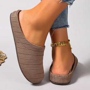 Colección Verano 2025 de Baotou, Chanclas Retro para Mujer, Cómodas y Transpirables, Parte Superior de Malla, Forro de Algodón, Sandalias de Exterior - Product Image 3