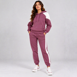 Conjunto Deportivo Personalizado para Mujer, Dos Piezas, Sudadera con Capucha y Pantalones Deportivos, con Franja en Contraste en el Hombro, Estilo Casual Urbano - Product Image 1