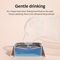 Bol d'eau flottant anti-éclaboussures pour animaux de compagnie de style moderne JZ Bol anti-déversement pour chien et chat à consommation lente avec base antidérapante OEM/ODM