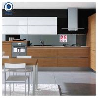 Lemari Dapur Custom Modern Anti Lembab untuk Dekorasi Interior Hunian