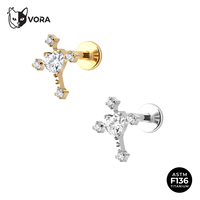 Vente en gros directe usine – Piercing labret cœur plaqué or en titane ASTM F136 avec quatre zircons et dos plat pour hélix, tragus, conch