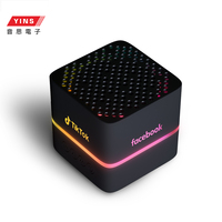 Regalos Publicitarios Corporativos Personalizados, Artículos Promocionales para Oficina, Altavoz Inalámbrico con Logotipo LED Navideño, Cable USB, Caja de Regalo