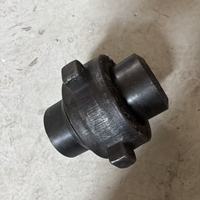 Acoplamiento de tubería para campos petroleros OEM API 5CT, rosca EUE de 2-3/8, 2-7/8, 3-1/2 pulgadas, J55, N80, L80 para perforación de pozos de petróleo y gas