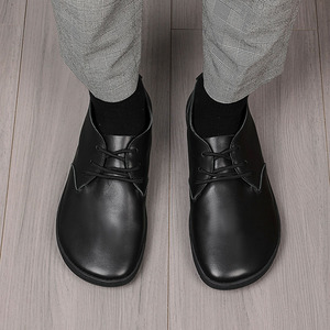 أحذية الرجال مربع اصبع القدم واسعة الحد الأدنى المشي اضافية عرض واسع صفر انخفاض الأحذية خفيفة الوزن جلد حافي القدمين حذاء رياضي - Product Image 1