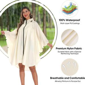 Impermeable con Capucha Woqi, Color Blanco Marfil, Ligero, Poncho Impermeable para Adultos, para Viajar, con Cremallera y Bolsillos - Product Image 3