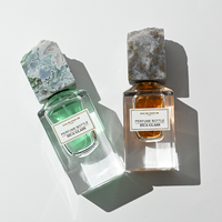 Flacon de parfum de luxe en pierre naturelle 30ml 50ml, base carrée lourde, forme personnalisée par le fabricant, avec bouchon en pierre naturelle