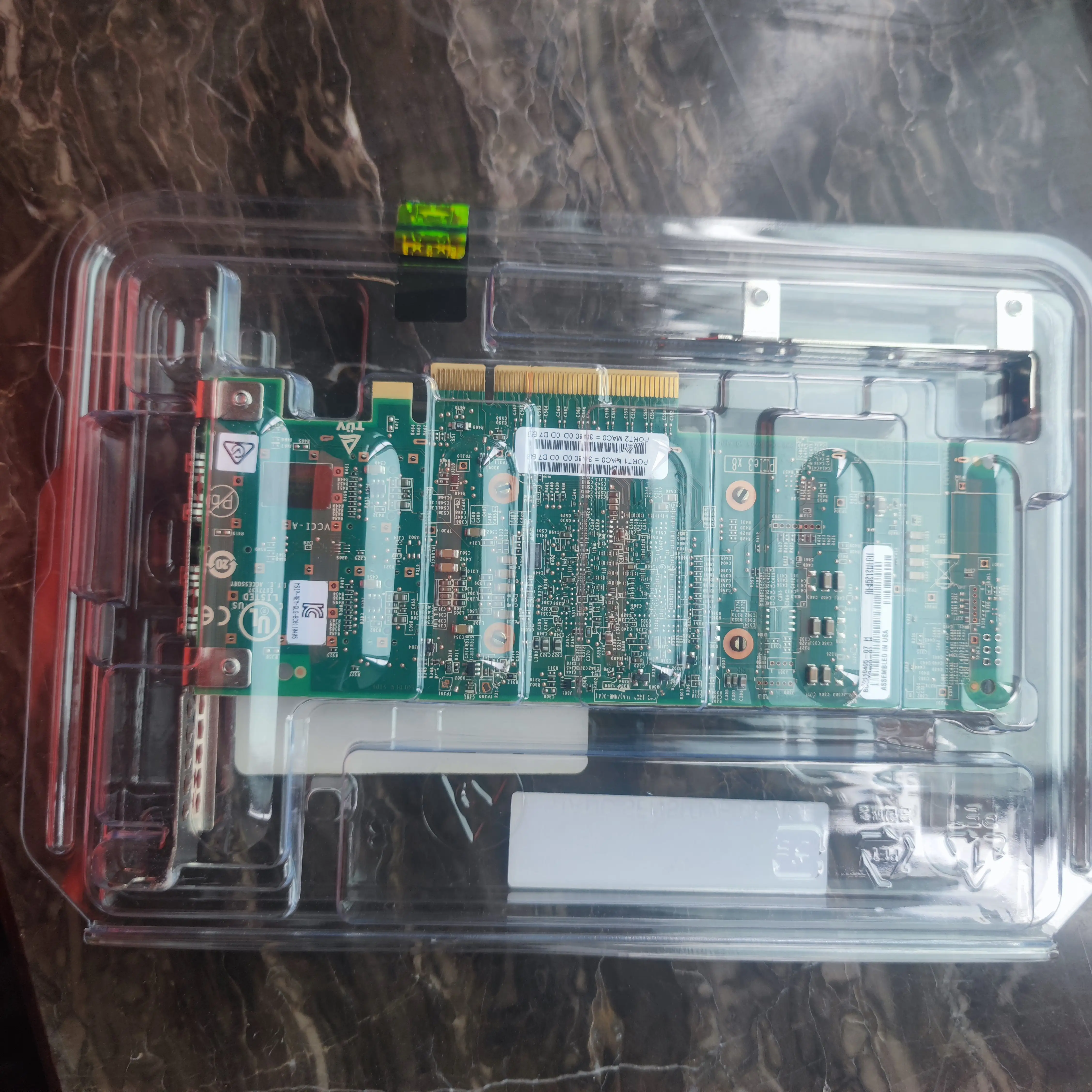 QLogicFastLinQ QL45212HLCU-PCIe x 8 - 25 جيجابت إيثرنت منفذ مزدوج