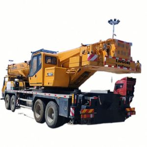 Grue mobile sur camion de 70 tonnes TC700C5 de Chine avec moteur télescopique, haute efficacité, hauteur de levage de 65 m - Product Image 6