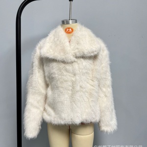 <span class=keywords><strong>Cappotto</strong></span> Corto Personalizzato in Finta <span class=keywords><strong>Pelliccia</strong></span>, Stile Vintage con Maniche Lunghe e <span class=keywords><strong>Tasche</strong></span> Laterali, Abbigliamento Femminile Chic - Product Image 4