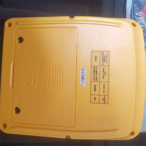 Testeur de résistance d'isolement et mégohmmètres Fluke 1535 et 1537 - Product Image 3