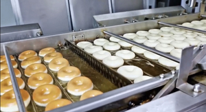 Ligne de production de beignets de haute qualité contrôlée par PLC, machines automatiques à beignets à faible entretien - Product Image 1
