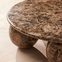 Table basse de salon de luxe en marbre naturel Emperador, plateau rond, pieds sphériques, design de table centrale de designer