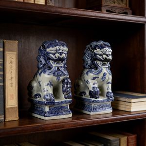 Décoration de salon en céramique écologique faite à la main, style Art déco, motif de lions de temple, porcelaine bleue et blanche - Product Image 4