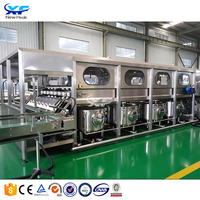 Ligne de production de remplissage automatique d'eau NewPeak de 5 gallons, machine de remplissage de bouteilles d'eau de 20 L