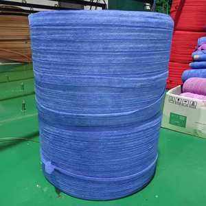 Vente directe d'usine, bande de serpillière en <span class=keywords><strong>microfibre</strong></span> 88% polyester 12% polyamide, rouleau de tissu de serpillière en <span class=keywords><strong>microfibre</strong></span> pour le nettoyage des sols - Product Image 4