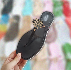 Sandalias Planas de PVC Coloridas Tipo Jelly para Mujer, Oferta de Verano 2026, Hechas en China - Product Image 6