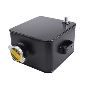 Réservoir d'eau auxiliaire universel en alliage d'aluminium 2,5 L avec bouchon pour modification, rénovation et mise à niveau de voiture - Product Image 1