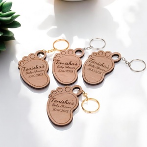Llaveros de madera <span class=keywords><strong>personalizados</strong></span>, recuerdos de cumpleaños <span class=keywords><strong>para</strong></span> invitados, regalos de agradecimiento al por mayor, regalos rústicos <span class=keywords><strong>para</strong></span> fiestas, regalos <span class=keywords><strong>para</strong></span> bebés (niña o niño), pelele de bienvenida <span class=keywords><strong>para</strong></span> bebé - Product Image 4