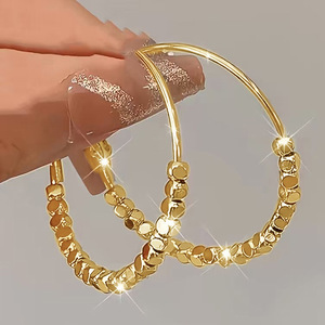 Pendientes de aro cuadrados para mujer, diseño redondo texturizado, accesorios para las orejas de uso diario - Product Image 5