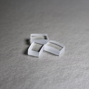 Prisma de Vidro Óptico BK7 Personalizado de Alta Qualidade - Lente Cilíndrica <span class=keywords><strong>Bi</strong></span> Convexa da Marca Ruike com Revestimento AR - Product Image 1