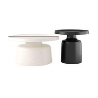 Table basse ronde en fer forgé, design moderne et minimaliste, combinaison de formes champignon en noir et blanc, pour salon