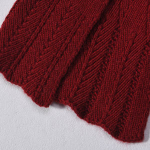 Jxwatcher Prix d'usine Vente en gros Bonnets doux tricotés avec pompon en fourrure Personnalisé Hiver Chaud <span class=keywords><strong>Ensemble</strong></span> 2 pièces <span class=keywords><strong>Bonnet</strong></span> et Écharpe en <span class=keywords><strong>Cachemire</strong></span> pour <span class=keywords><strong>Femme</strong></span> - Product Image 4