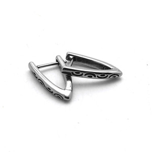Pendientes yunnique geométricos de acero de titanio, joyería de moda unisex, poste para la oreja de acero inoxidable 316 para hombres y mujeres - Product Image 5