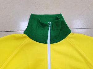 Chaqueta de baloncesto de pista clásica de entrenamiento de corredor para hombre rojo poliéster 100% con logotipo bordado personalizado en blanco barato - Product Image 5