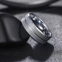 Bague pour homme Harmmed plaquée or 18 carats, plaquée noir, 8 mm, en acier tungstène, avec incrustation de carbure de tungstène