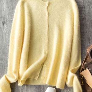 Cárdigan de punto coreano de lana cepillada engrosada de 230 g para mujer, con botones, cuello redondo sin costuras, estilo abrigo, ideal para otoño. - Product Image 3
