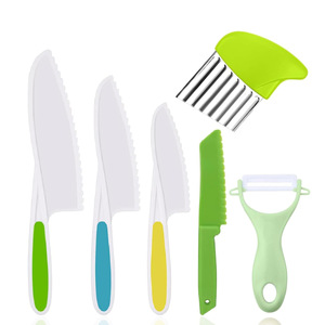 Plastic <b>Knife</b> Set For Kids 5 Pieces Serrated Edge Safe Vegetable Cutting Tools For Early Education And Kitchen Use - Product Image 1